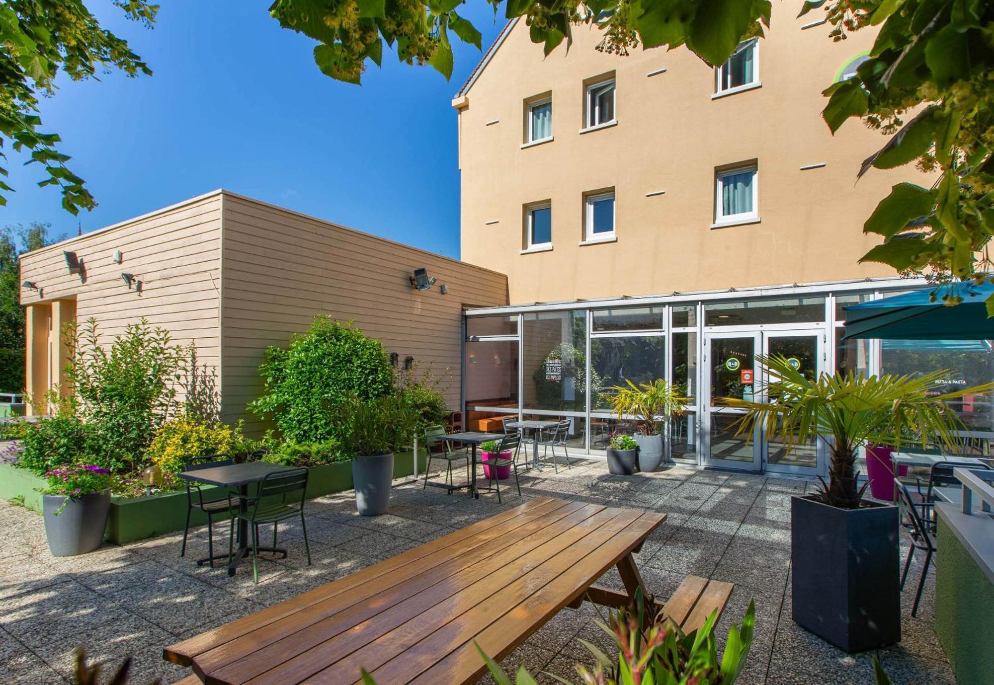 B&B Hotel Chartres Centre Cathedrale 3 Etoiles Exterior photo